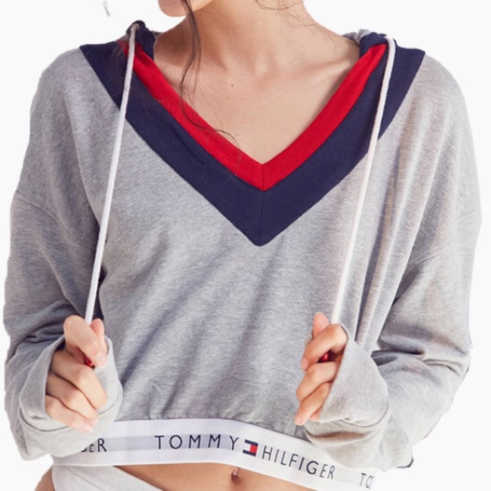 Tommy Hilfiger S/P long sleeve crop top